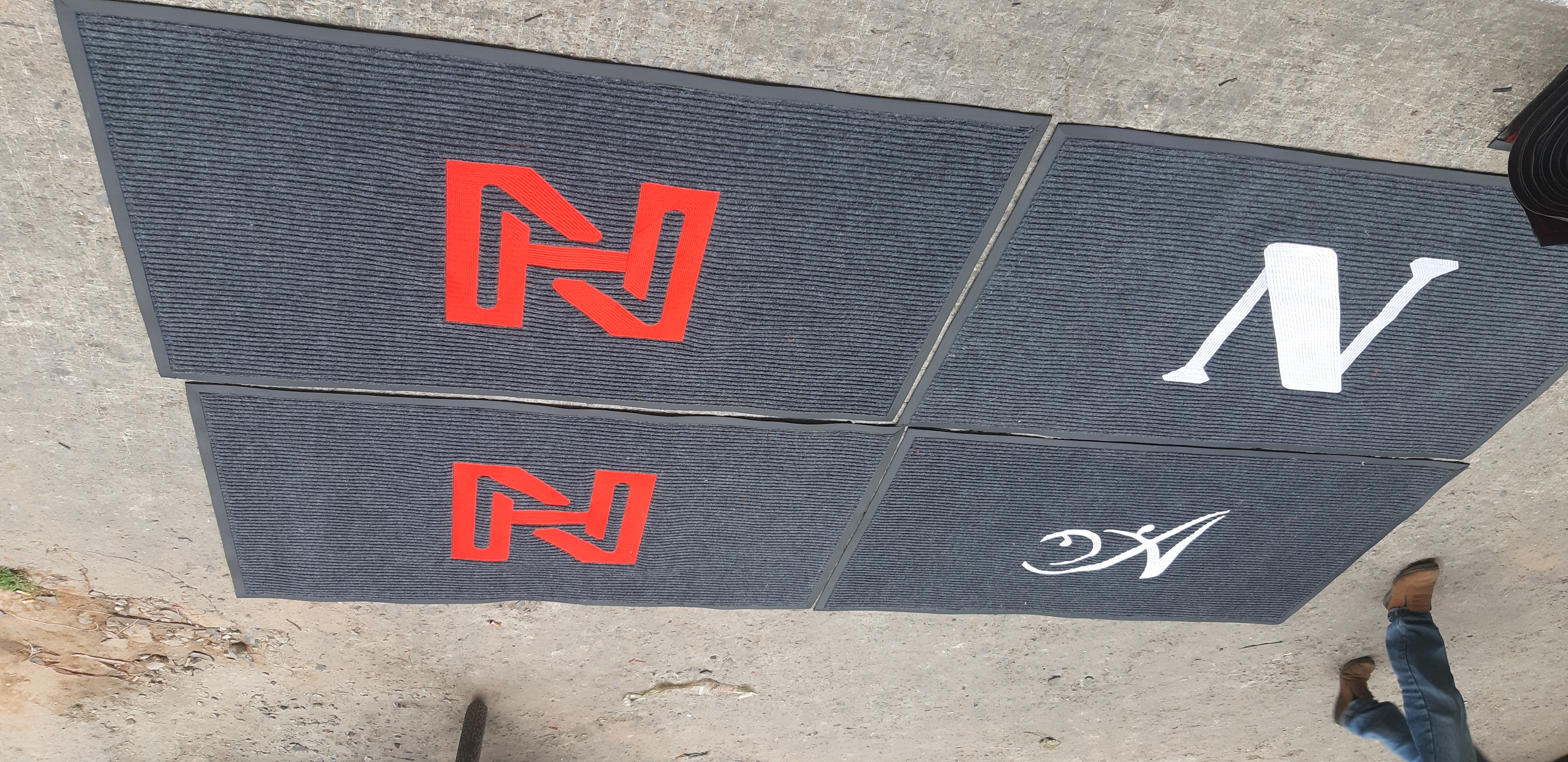 thảm chùi chân giá rẻ